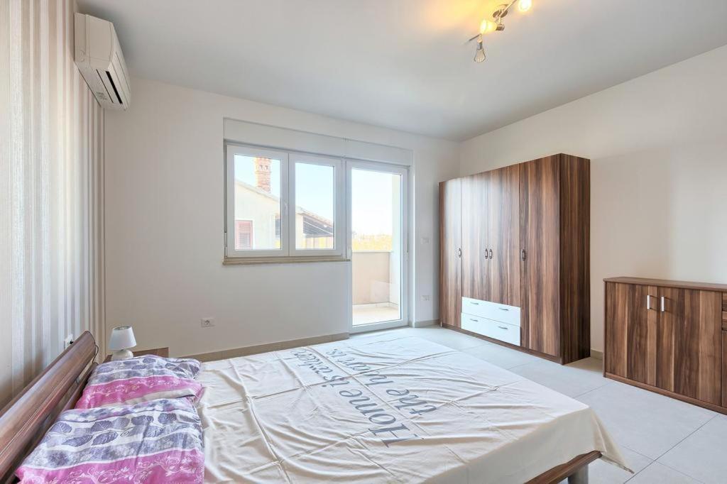 Lovely Fazana Apartments 400M From The Sea Exterior photo